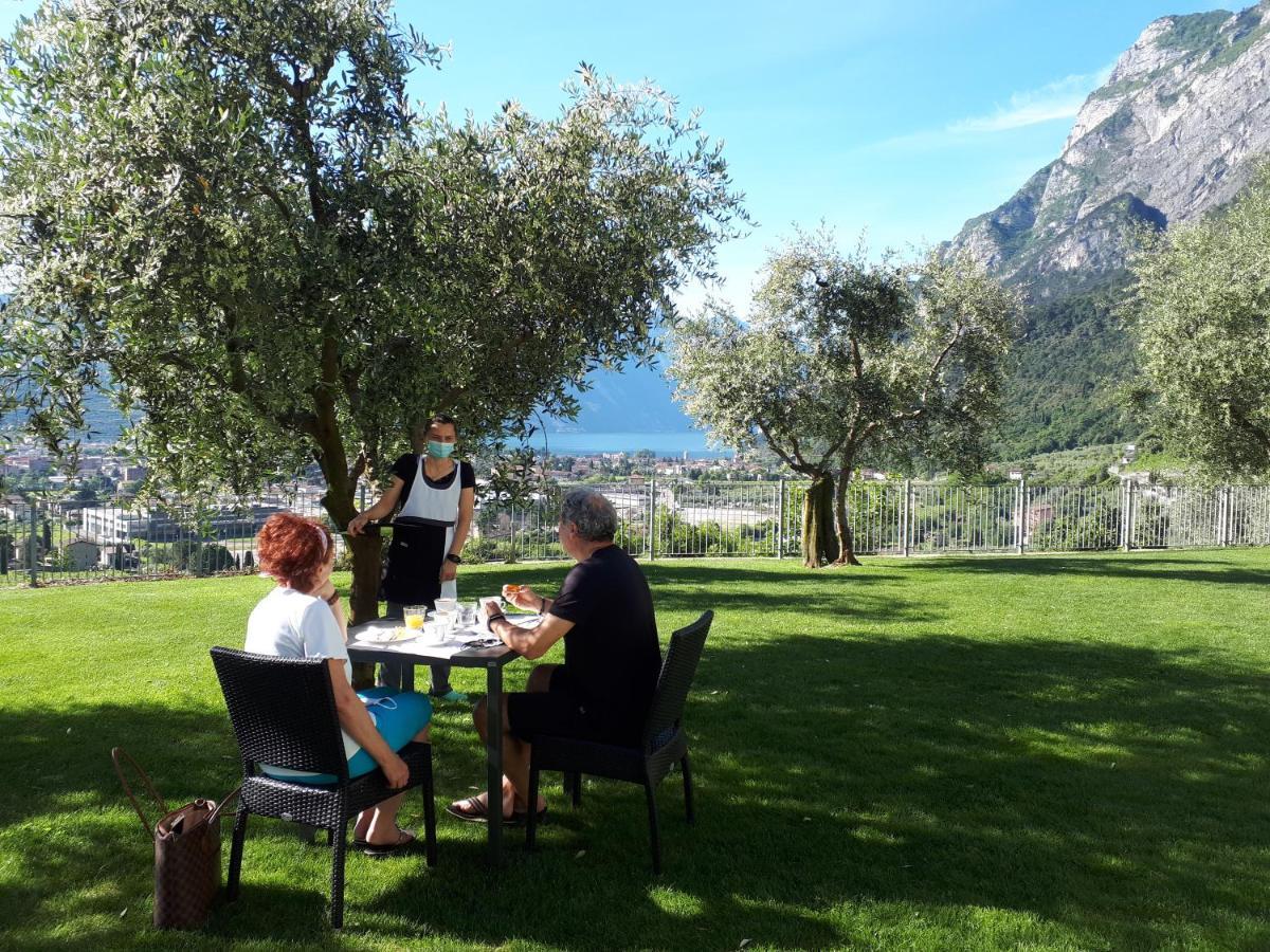 Maso Tobel Riva Del Garda Vila Exterior foto